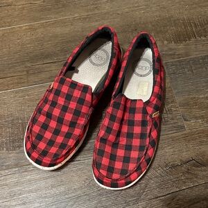 Heydude Slip ons